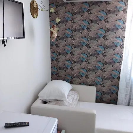 게스트하우스 синьо лято *
