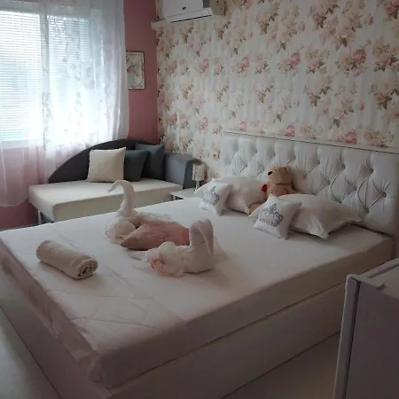 Vendégház синьо лято 3*