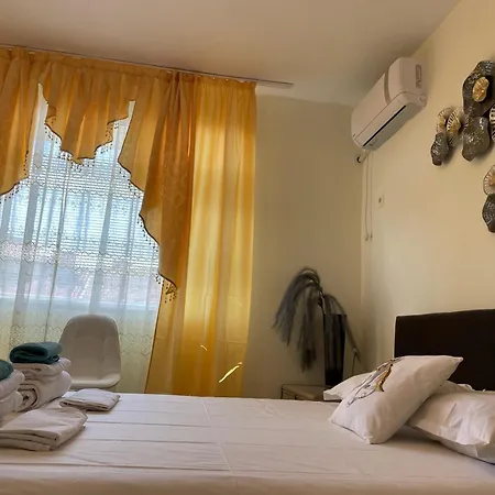 синьо лято