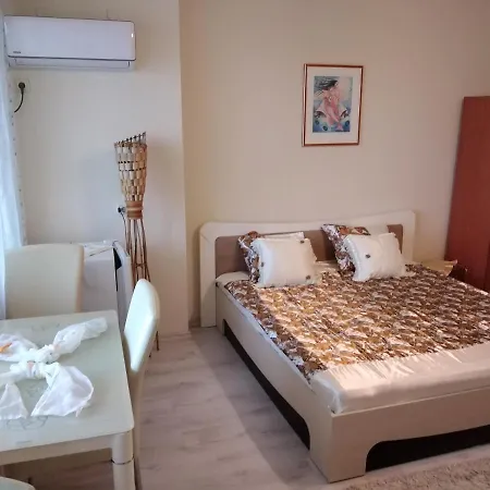 синьо лято 3* Поморіє